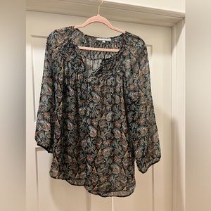 Shirt I got from stitch fix, I loved it but it doesn’t fit anymore.